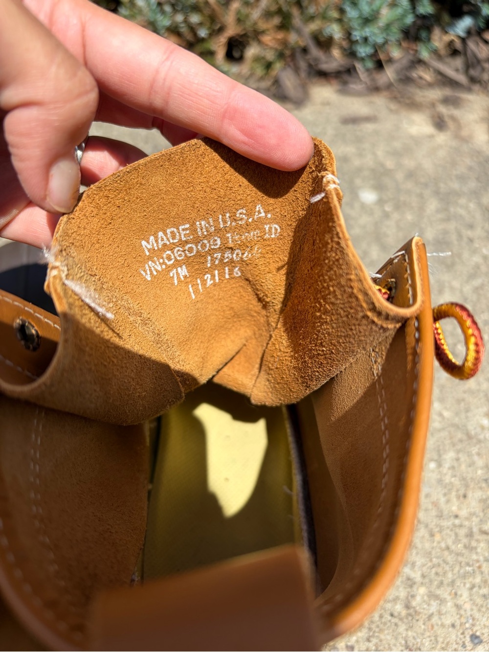 L.L. Bean Women’s Two-Tone Duck Boots in Brown and Chestnut - Picture 4 of 6